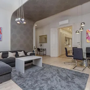 Andrassy Str. Luxury Apartment Budapest